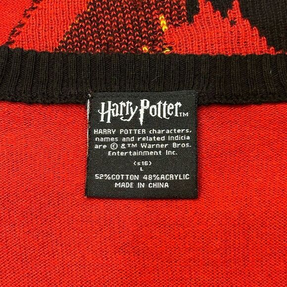Harry Potter Girl’s Large Gryffindor Sweater Hogwarts Universal Studios Classic - Picture 3 of 3